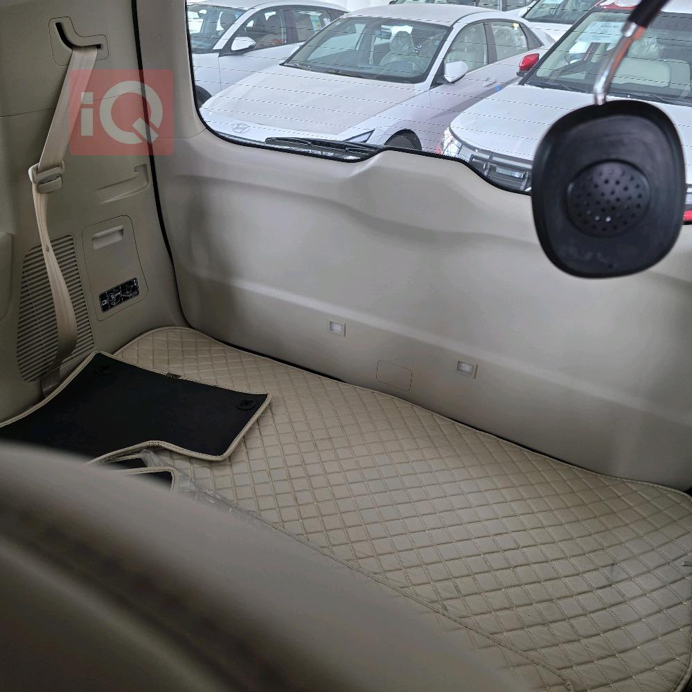 تۆیۆتا لاند کروزەر